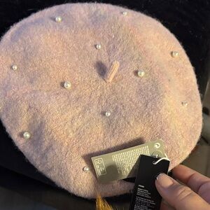 H&M Wool Blend Beret in Soft Pink